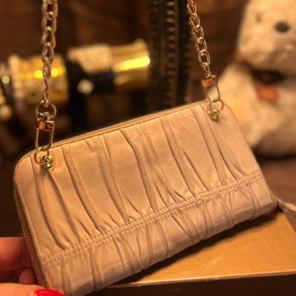 PRADA Authentic, Clutch, Bifold Wallet, Crossbody. - Picture 9 of 16